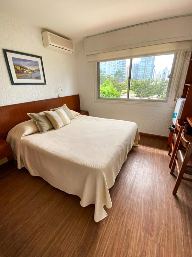 Hotel Ajax Punta del Este Ngoại thất bức ảnh